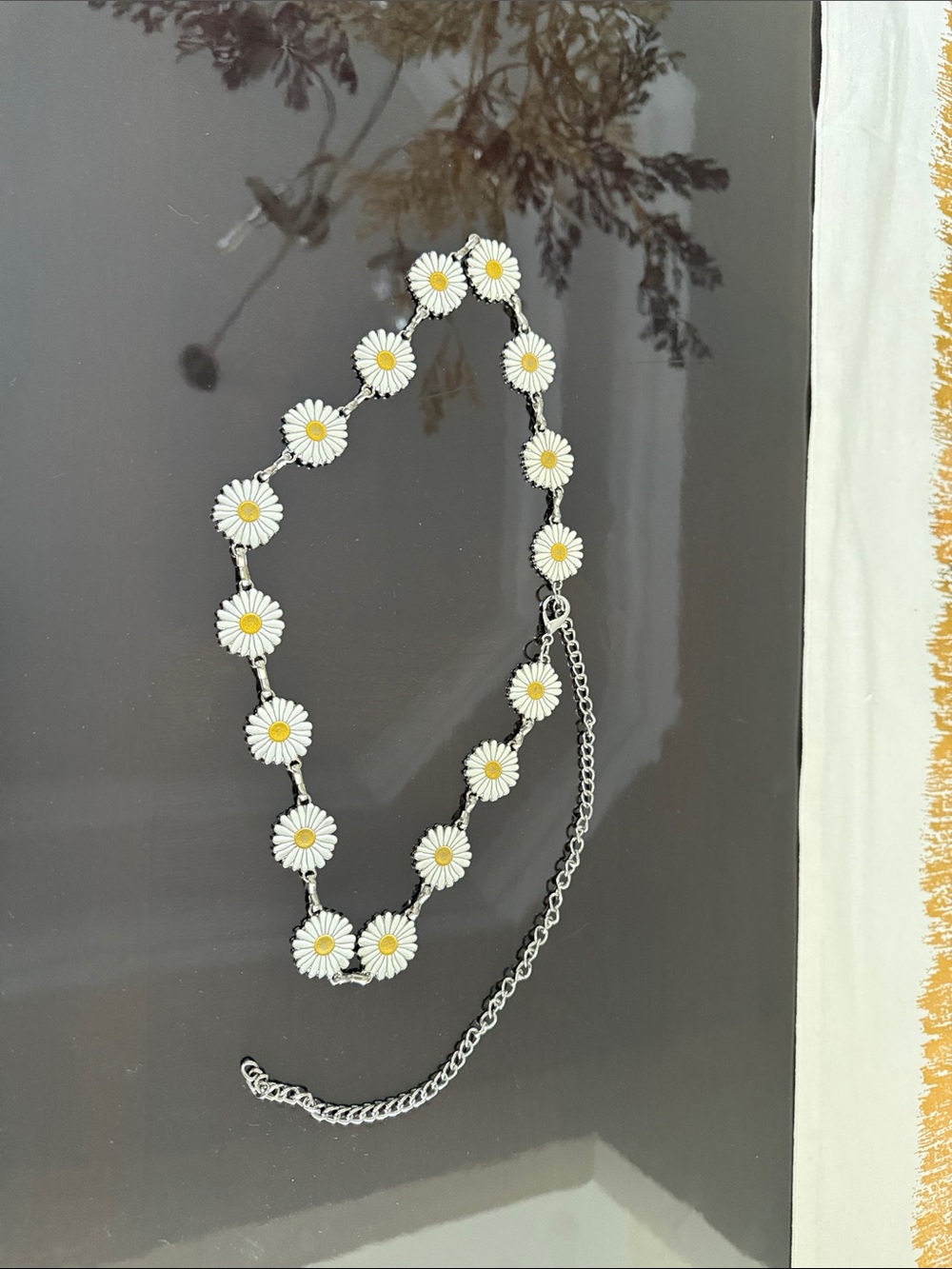 Aeropostale Silver Daisy Chain Belt